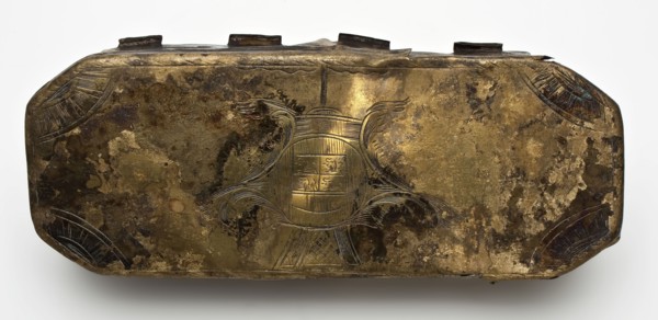 Copper tobacco box, oblong model, decorated with the city arms of Rotterdam, tobacco box holder soil find brass metal, w 5.9
