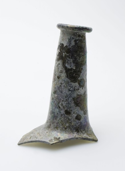 Fragment of shoulder, neck and lip of (medicine?) Bottle, medicine bottle? bottle holder soil find glass, cm - 1.6 cm