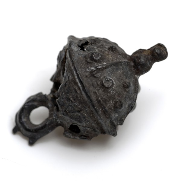 Pewter bell, richly ornamented in relief, bell sounding device ground find tin metal h 2.2, cast soldered Ball-shaped pewter