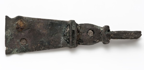 Single attachment plate, narrowly extending and ending in part with hole, herd soil found copper metal, Single horseshoe flared