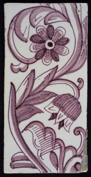Rectangular edge tile in purple with hinged decor of tulip, with flower of ten oval petals, leaves, type of tulip fawn, yellow