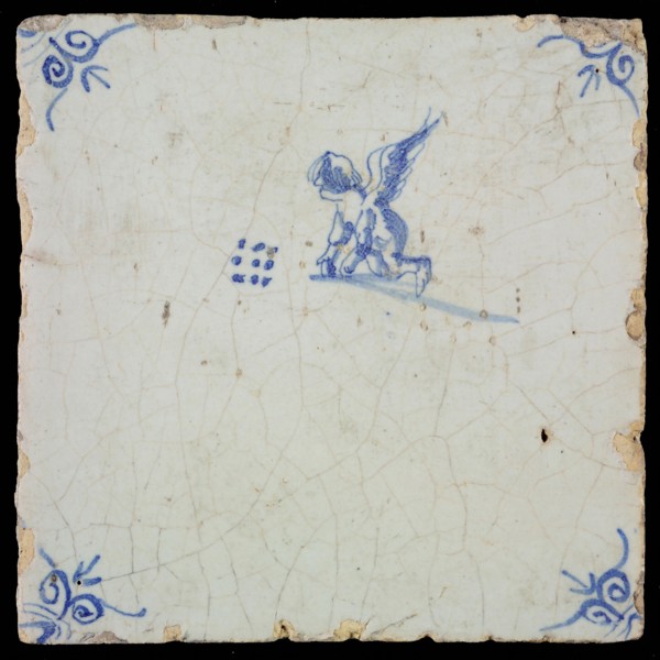 White tile with blue putto; corner pattern ox head, wall tile tile sculpture ceramic earthenware glaze, baked 2x glazed painted