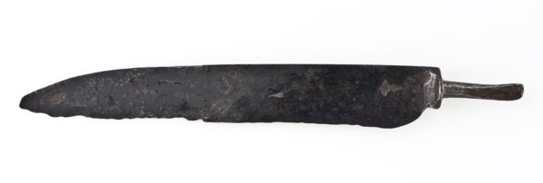 Hand-forged blade with short baffle with angel, marked on blade with crowned V, blade knife cutlery ground find iron metal, mark