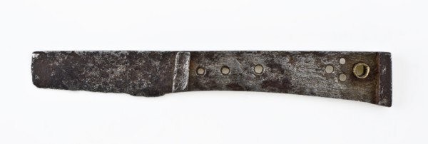 Blade with baffles and plate gong with hood and copper ring, knife cutlery soil find iron brass metal blade, handforged