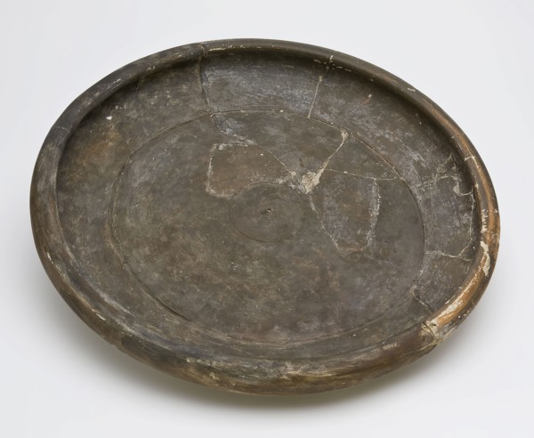 Roman round bowl, white shard, painted, brown-gray, curved edge, bowl holder soil find ceramic pottery paint, hand-turned fried