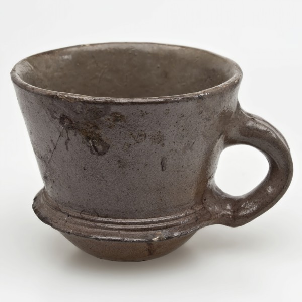 Stoneware head with sloping sidewall and collar above the foot, ear, cup cup crockery holder soil find ceramic stoneware glaze