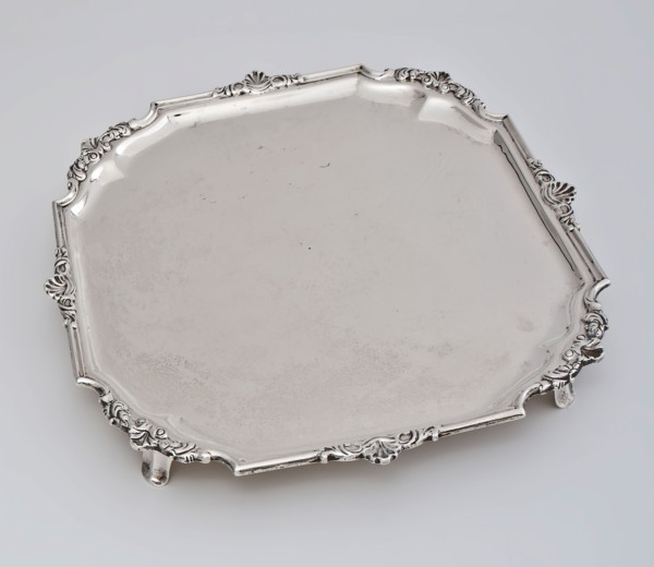 Silversmith: Michiel de Bruck, Silver tray, tray top holder silver, cast Square leaf with brace-shaped bevelled corners on four