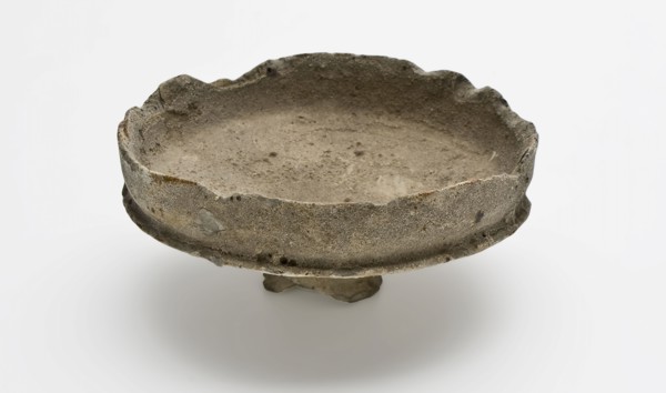 pottery bowl dish holder holder foundations pottery stoneware, hand-turned baked stoneware drinking bowl gray shard unglazed
