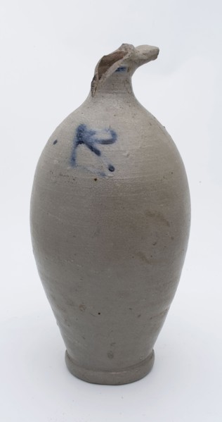 Vaulted mineral pitcher on small stand, stoneware, on shoulder blue curl, ear, mineral pitcher pitcher pitcher holder soil find