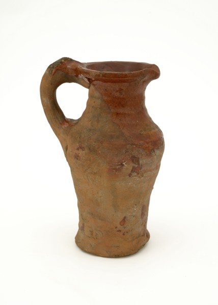 Pottery jug from the sugar industry, syrup jug, jug crockery holder soil find ceramic earthenware glaze lead glaze, hand-turned