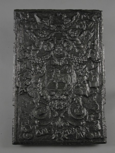 Adam Damen, Fireback coat of arms with Lamb of God, text ADAM DAMEN ME FECIT, hob plate cast iron, cast Rectangular hob