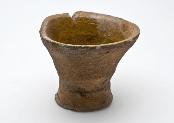 Earthenware, funnel-shaped model with one straight side, on stand foot, trough trough basin earthenware ceramics earthenware