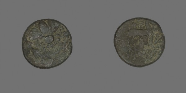 Coin Depicting a Wreath, about 202/133 BC, Greek, Ancient Greece, Bronze, Diam. 1.7 cm, 3.50 g
