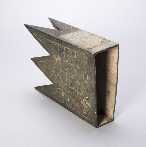 Architectural Fitting (Gong), Eastern Zhou dynasty, Spring and Autumn period (770–481 B.C.), 7th