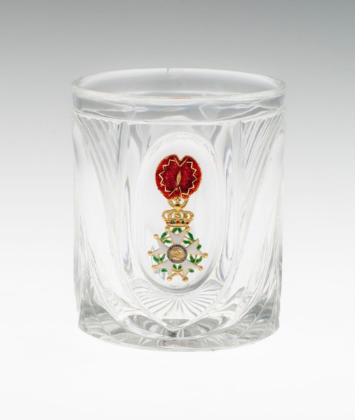 Beaker, 1835/40, France, Glass, molded with colored paste inclusion, 8.9 × 7 cm (3 1/2 × 2 3/4 in.)