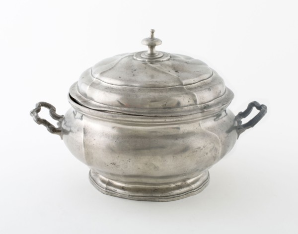 Tureen, 19th century, Johann Wilhelm Stucker, German, 18th century, Schlaggenwald, Germany, Pewter,