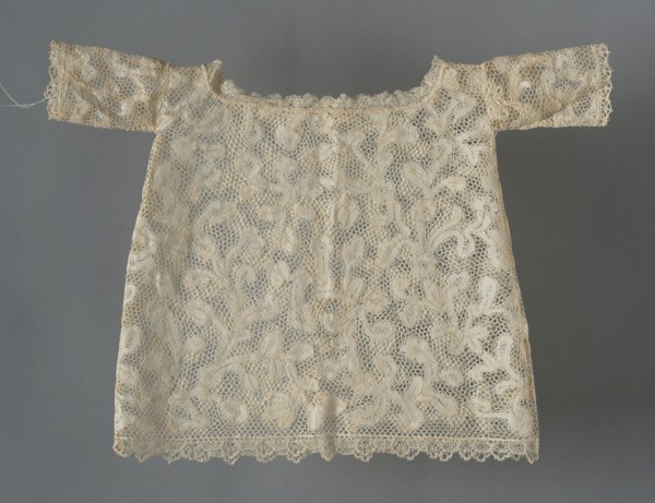 Image Robe (For Christ Child Statue), 1725/1800, Italy, Linen, bobbin part lace, trimmed with three