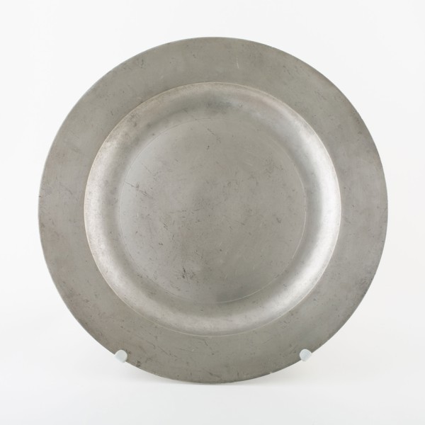 Charger, 1820/40, Samuel Woods, Irish, active 1820-1840, Ireland, Waterford, Pewter, 42.6 x 3.2 cm