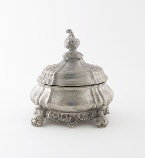 Tobacco Box, c. 1760, Netherlands, Netherlands, Pewter, 17.2 x 15.2 x 10.8 cm (6 3/4 x 6 x 4 1/4 in