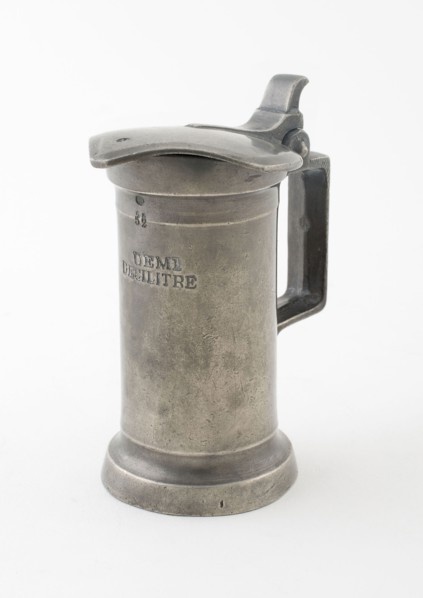 Measure, 1875/1895, Maison Le Seigneur, Deverre, Caen, France, Caen, Pewter, 8.9 × 7 cm (3 1/2 × 2