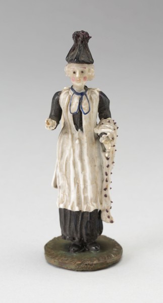 Cleric, 18th century, Nevers, France, Glass, lampwork (verre de Nevers), metal armature, H. 9.5 cm