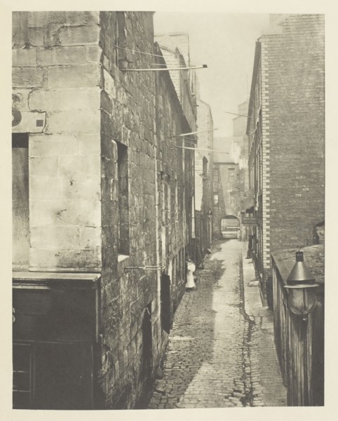 Laigh Kirk Close, 1868, Thomas Annan, Scottish, 1829–1887, Scotland, Photogravure, plate 23 from