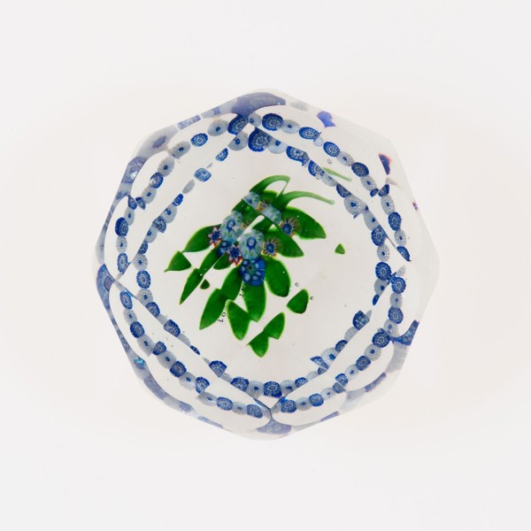 Paperweight, c. 1848–55, Saint-Louis, France, founded 1767, Saint-Louis, Glass, Diam. 7 cm (2 3/4