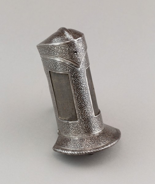 Cartridge Box, c. 1580/90, German, Saxony, Saxony, Wood, buckram, leather, and iron, H. 14.3 cm (5