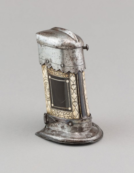 Cartridge Box, late 16th century, German, Saxony, Saxony, Wood, ebony, bone, and iron, H. 13.5 cm