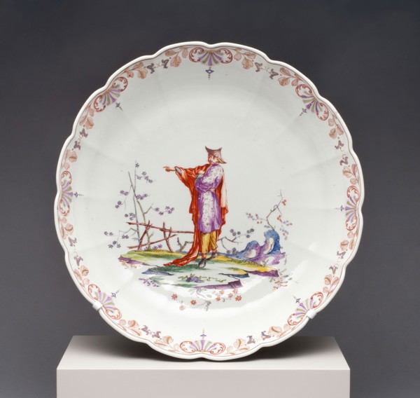 Plate, 1730/35, Du Paquier Porcelain Manufactory, Austrian, 1718-1744, Vienna, Hard-paste