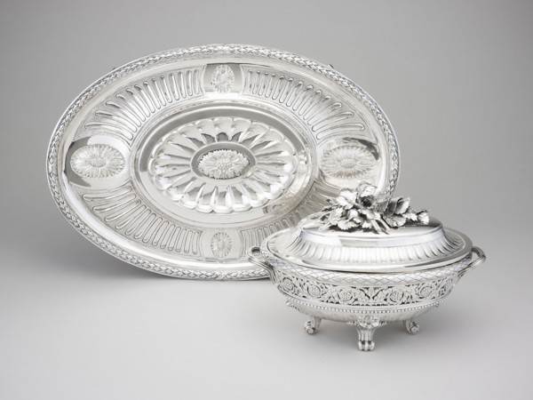 Sauce Tureen, Liner and Stand, 1781/82, Vienna, Austria, Joseph Ignaz Würth (Austrian, active