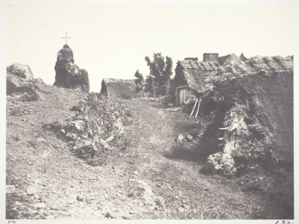 Chaumieres en Auvergne, avec un calvaire, 1852, printed 1978, Édouard Baldus, French, born Germany,