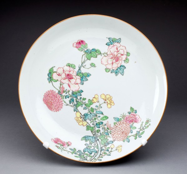 Dish, c. 1725, Qing Dynasty (1644–1911), Yongzhen period (1723–1735), China, Hard-paste porcelain