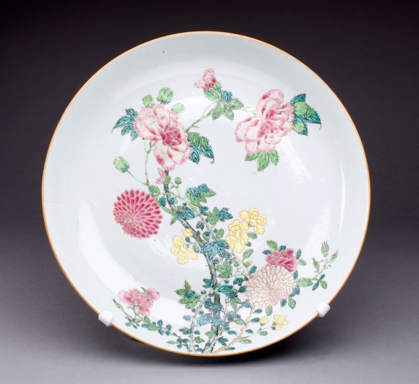 Dish, c. 1725, China, Qing Dynasty (1644-1911), Yongzhen period (1723-1735), Hard-paste porcelain