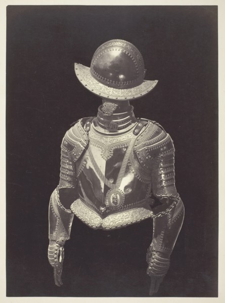 Musket-Proof Half Armor of King Philip III (Media Armadura a Prueba de Mosquete del Rey Felipe