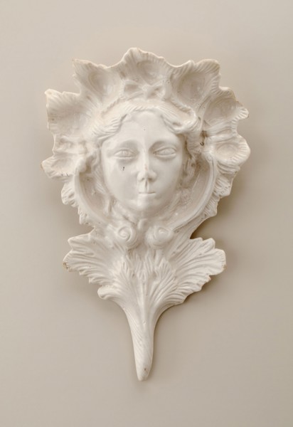 Wall Pocket, c. 1750, Staffordshire, England, Staffordshire, Salt-glazed stoneware, 15.9 x 10.2 x 3