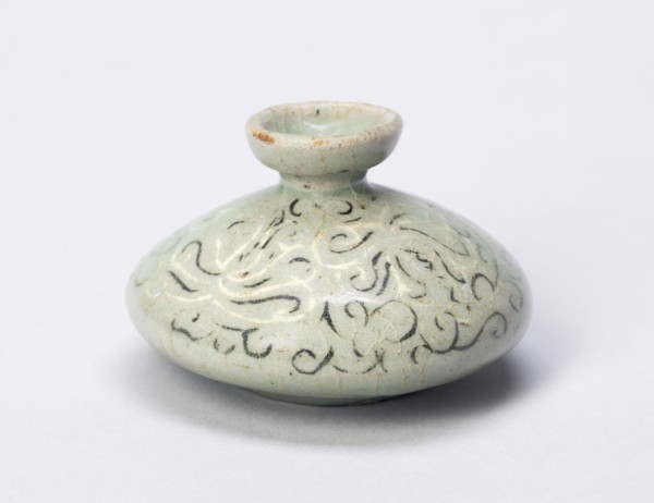 Oil bottle with Scrollwork, Goryeo dynasty (918–1392), 12th/13th century, Korean, South Korea,