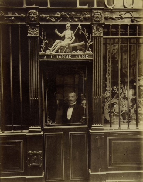 Cabaret de l’Homme Armé, Rue des Blancs-Manteaux, 1900, Jean-Eugène-Auguste Atget, French,