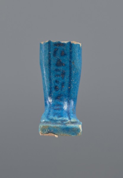 Shabti legs, mummy-shaped figurine fragment: fragment of the legs of a mummy-shaped shabti figurine
