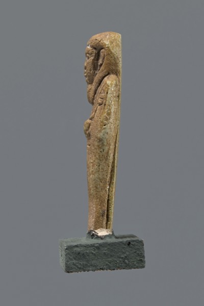 Shabti, Mummy-shaped figurine, funerary gift, standing on a base with back supported by a
