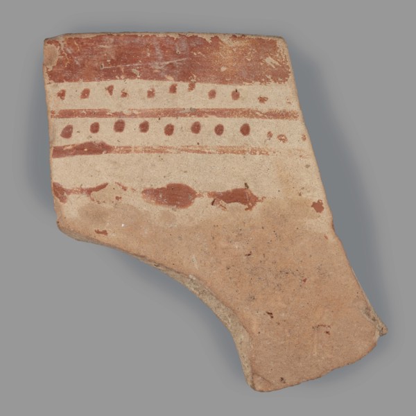 Fragment of a bowl, unknown Northern Mesopotamian workshop, checkerboards, geometric motifs,