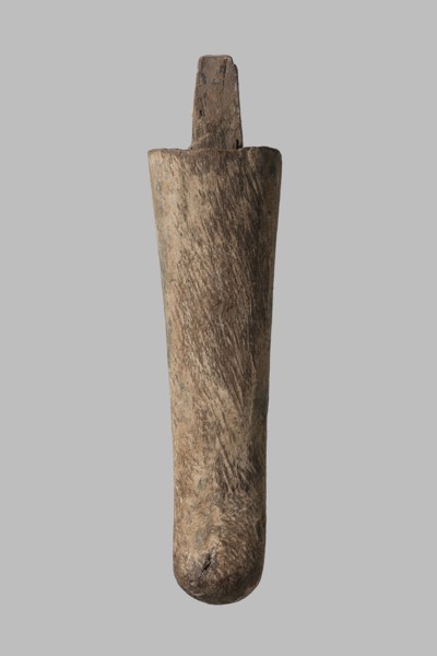 Beard from a sarcophagus mask, slightly curled; sarcophagus beard fragment, ca. 1550–332 BC New
