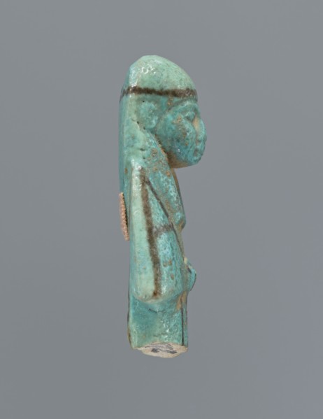 Ushabti, mummy-shaped figurine, preserved upper fragment from the waist up. Arms crossed on the