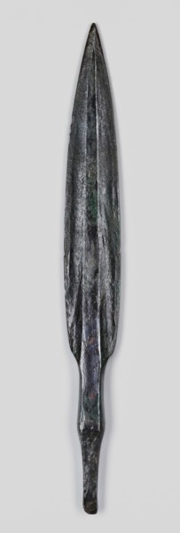 Javelin head, unknown Near Eastern workshop; flat spear head with an elongated lanceolate blade