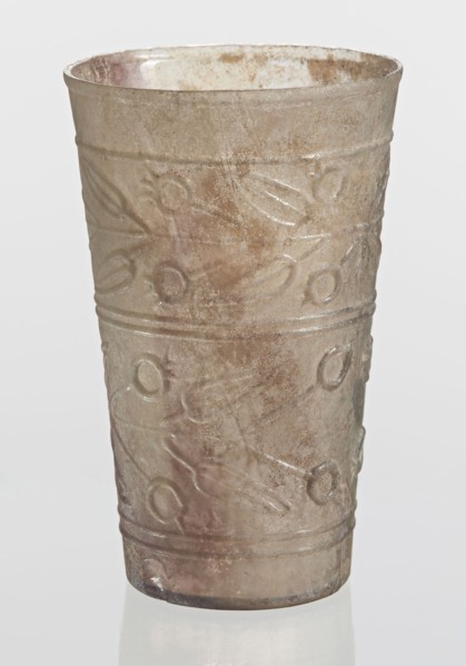 Glass decorated with a leaf and fruit motif, unknown creator; Goluchów Greater Poland Voivodeship;