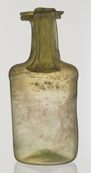 Jug, unknown eastern workshop, cylindrical body, high neck with flared spout and vertical vice,