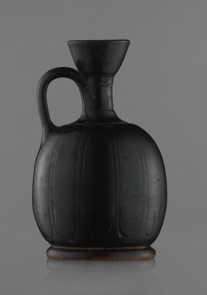 Black-finished aryballoi lekythos, Greek black-glazed pottery. Aryballoi lekythos coated with black