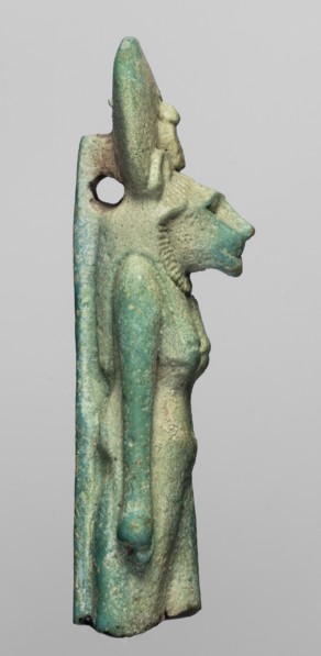 Amulet - figurine of a lion-headed goddess Sachmet?, Figurine of the goddess Sachmet with a lion's