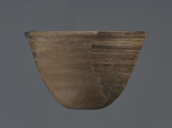 Bowl, unknown northern Mesopotamian workshop; metallic ware; viceless vessel; bowl; Early Jazira