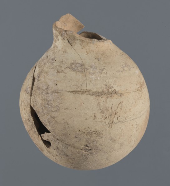 Globular vessel, unknown Northern Mesopotamian workshop Khaburu Basin, vice-free vessel from
